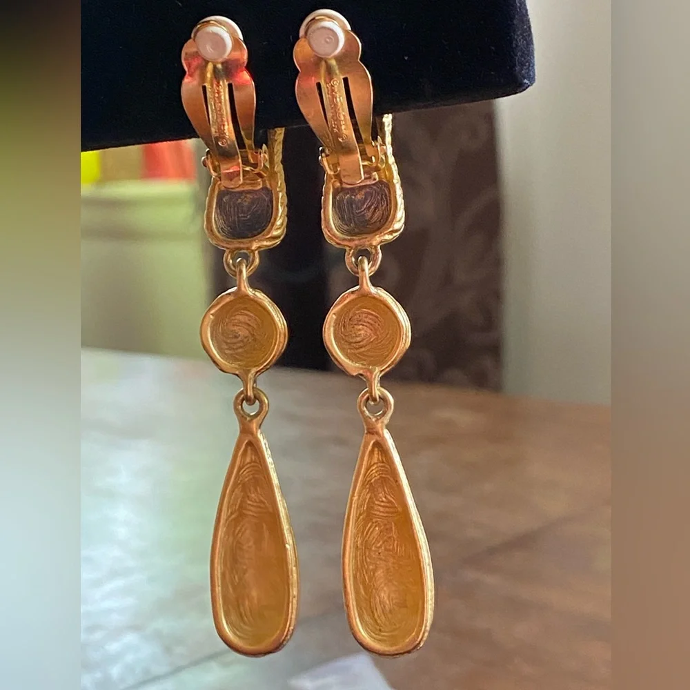 GORGEOUS AUTHENTIC GIVENCHY PARIS LONG HAMMERED EARRINGS - Picture 3 of 12